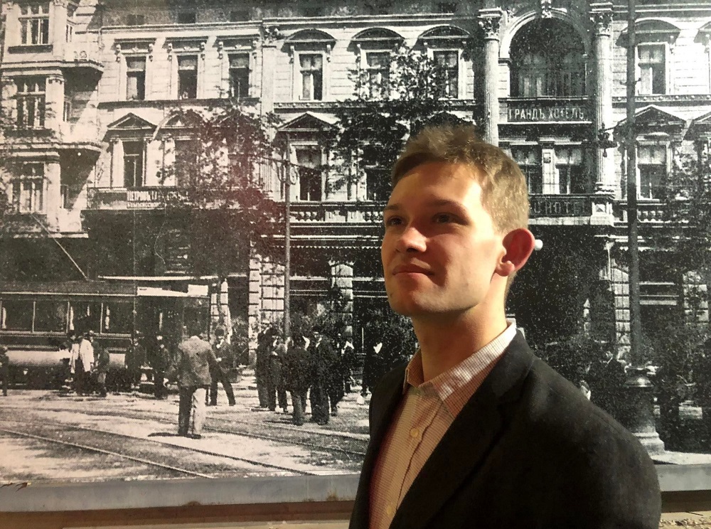 Денис Олегов