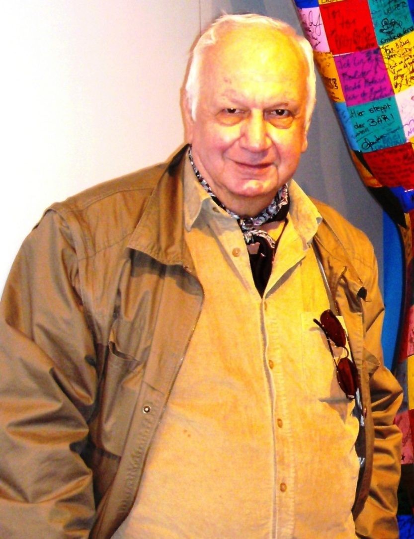 Олег Никогосян