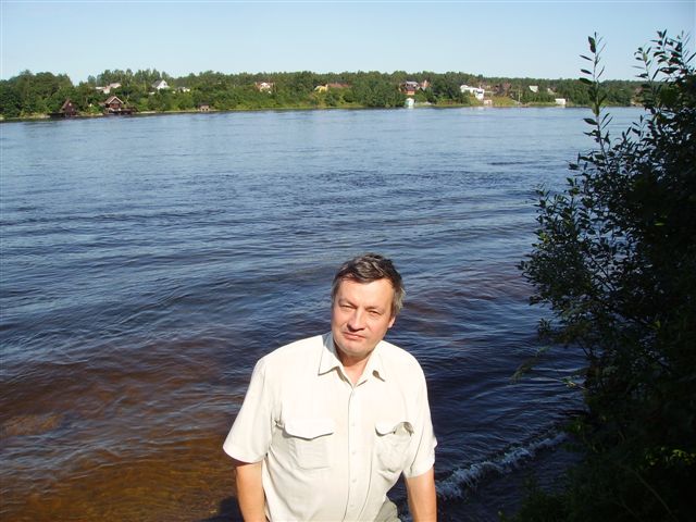 Александр Волгарь