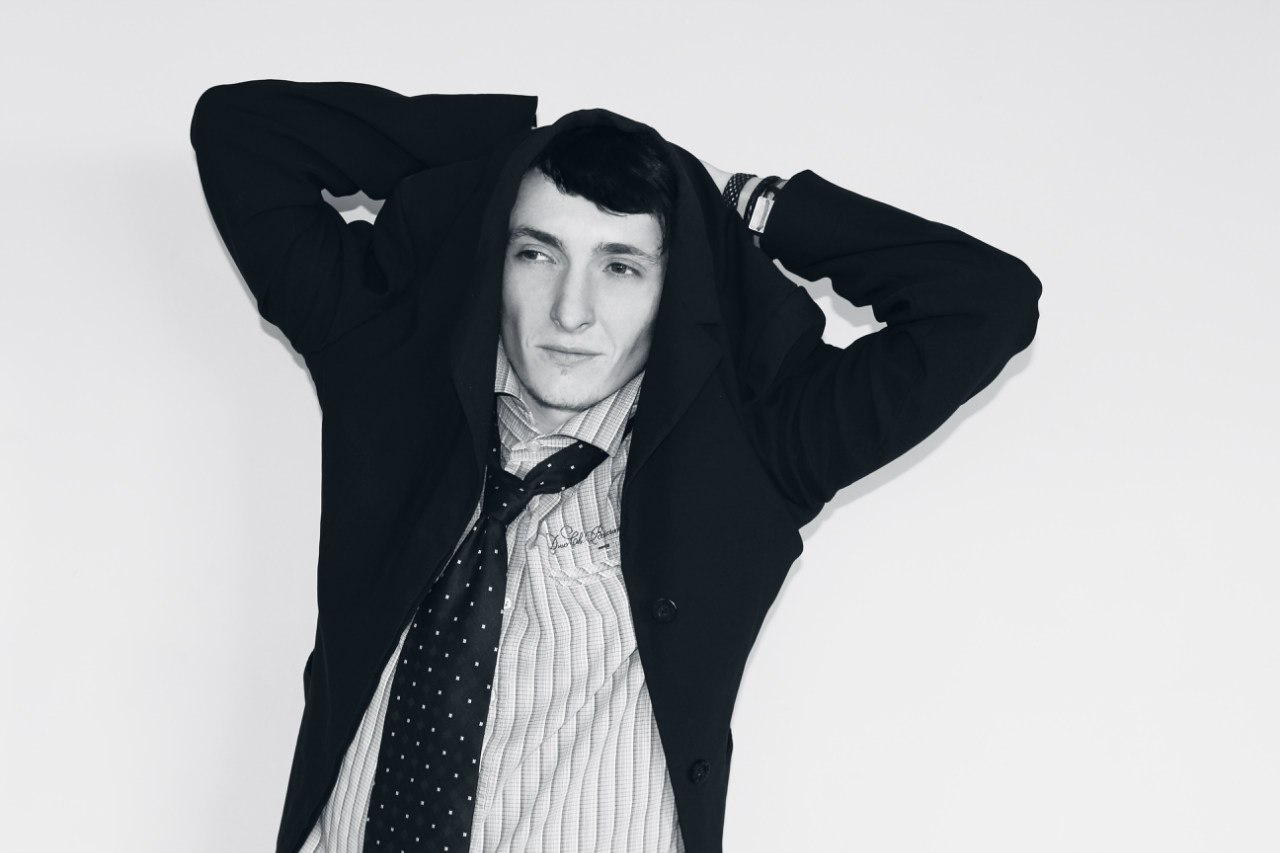 Александр Живу