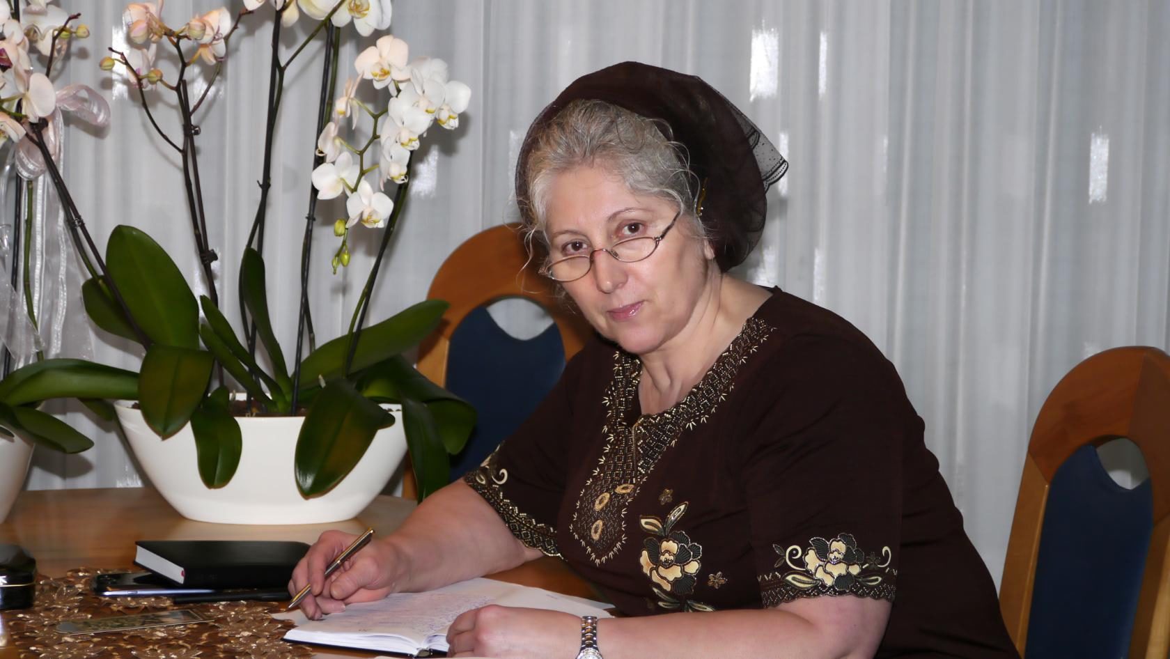 Анна Бовель