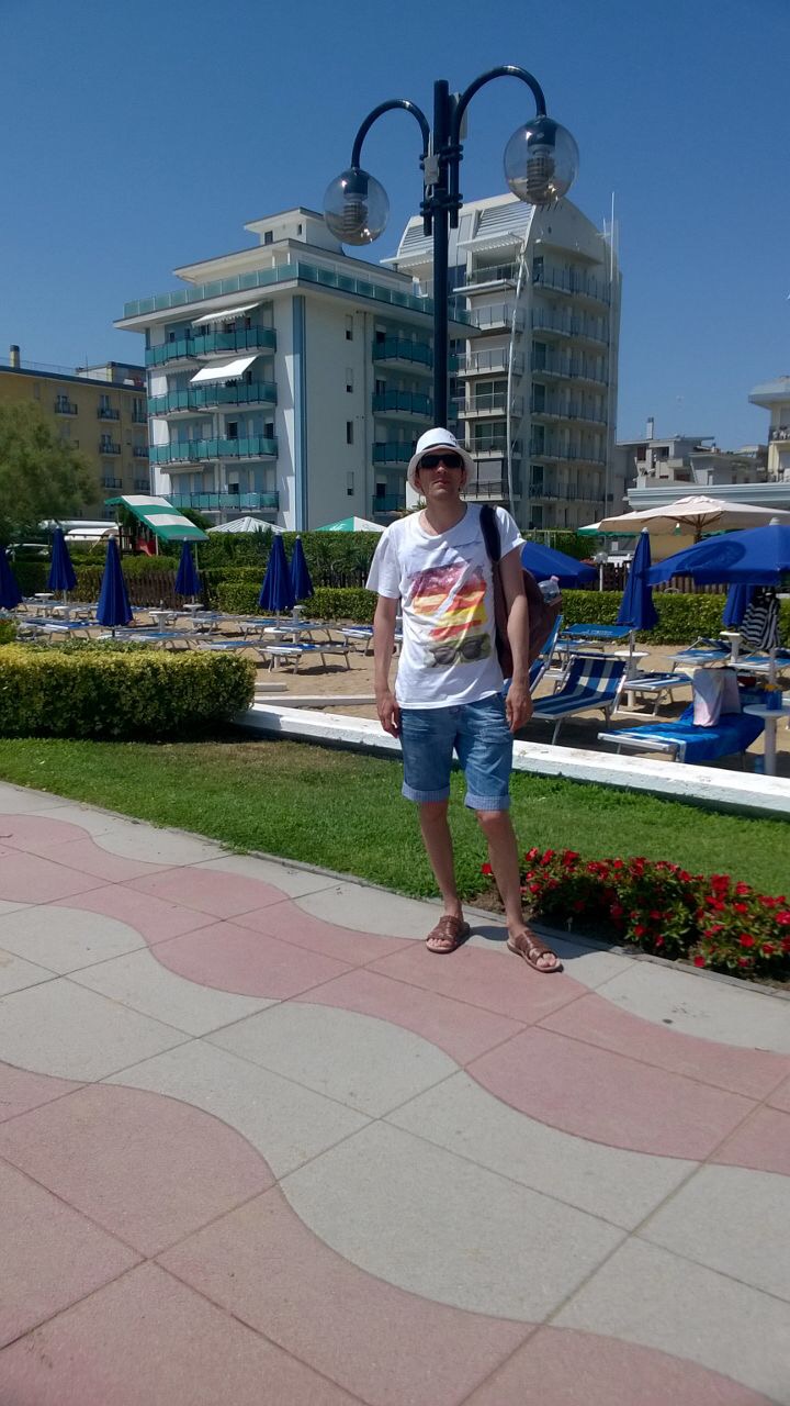 Антон Ткаченко-Абдразяков