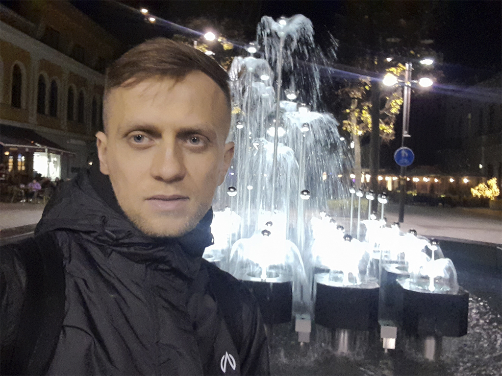 Артур Венис