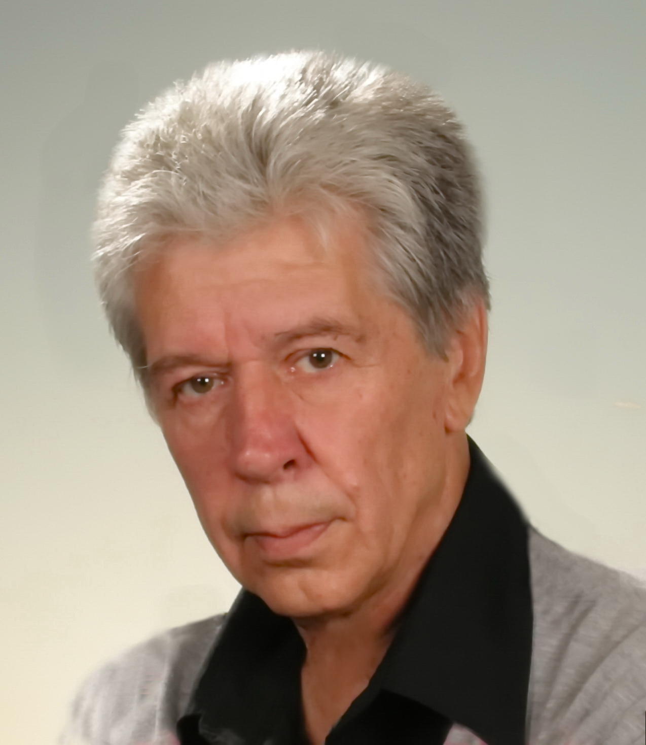 Вик Семенюк