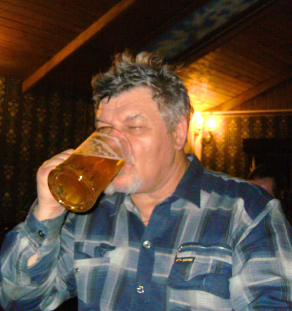 Дед Слава