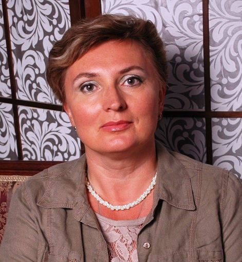 Елена Гомонова