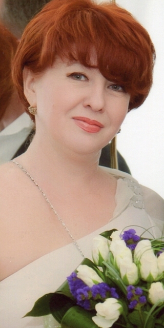 Галина Ахматова