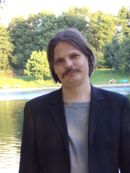 Янис Страут