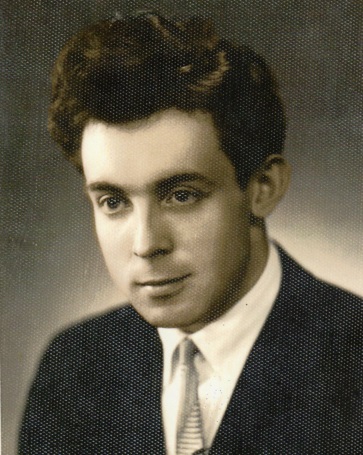 Игорь Хлебников