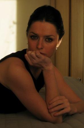 Лена Нелестная