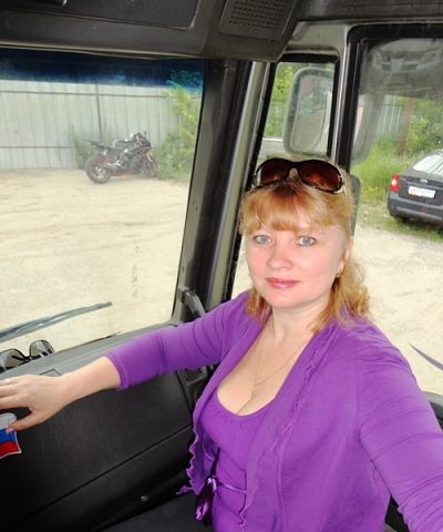 Елена Ложкина