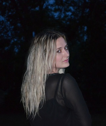 Джули Прауд