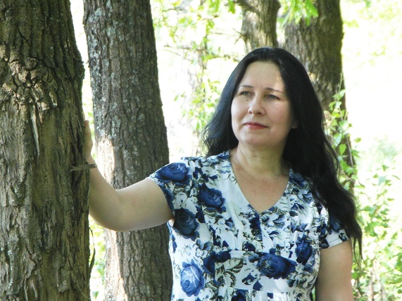 Лариса Бухвалова