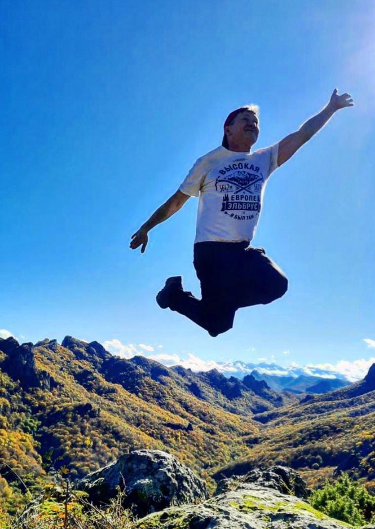 Олег Бороненко