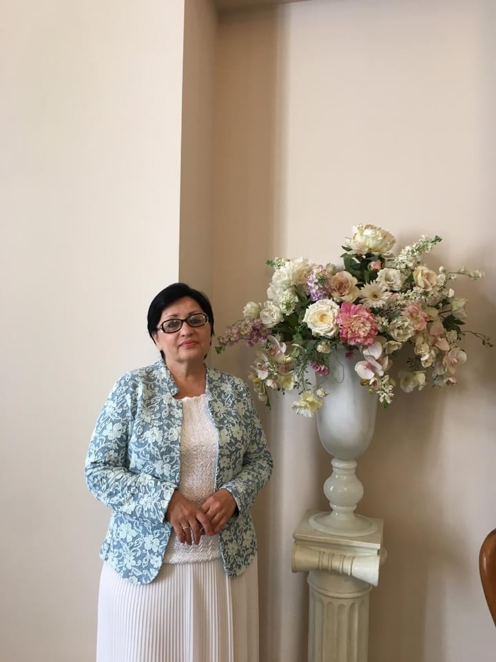 Лариса Прибрежная