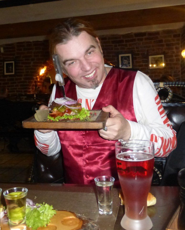 Игорь Секач Секачёв