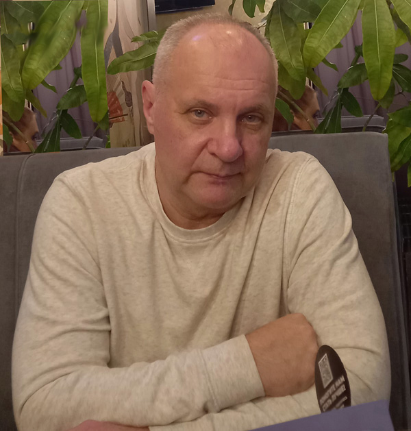 Дмитрий Борисович Уткин