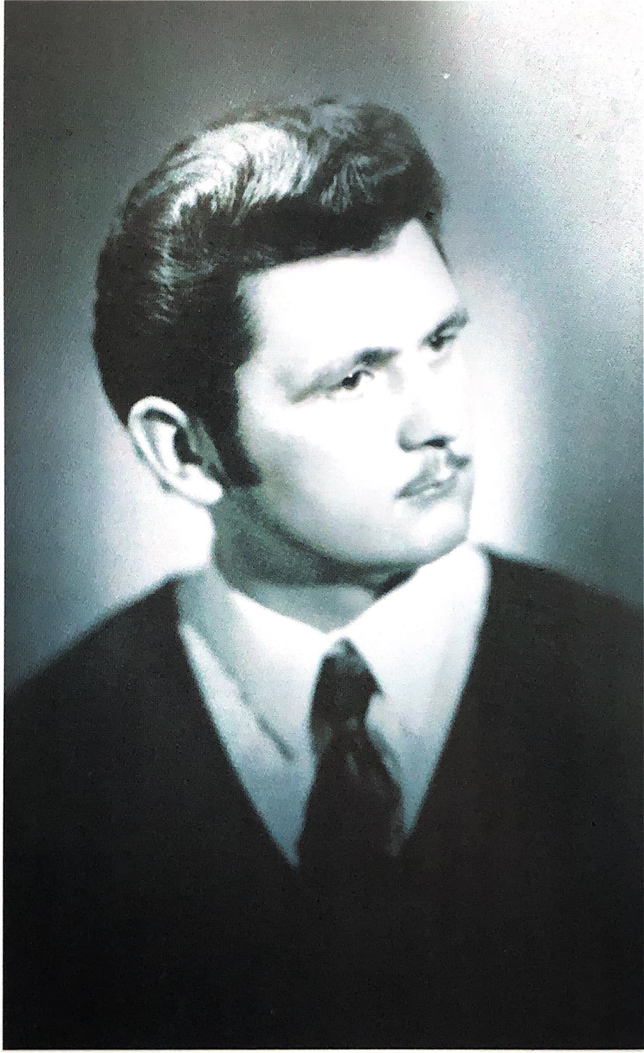 Люциан Величко