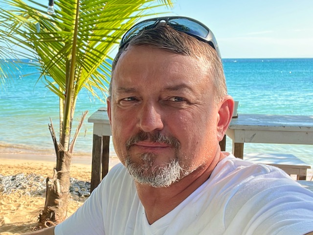 Виталий Фурсов