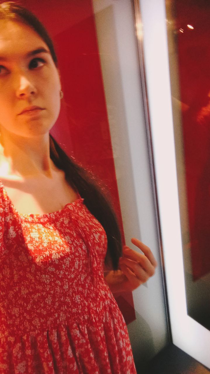 Виктория Кэрролл