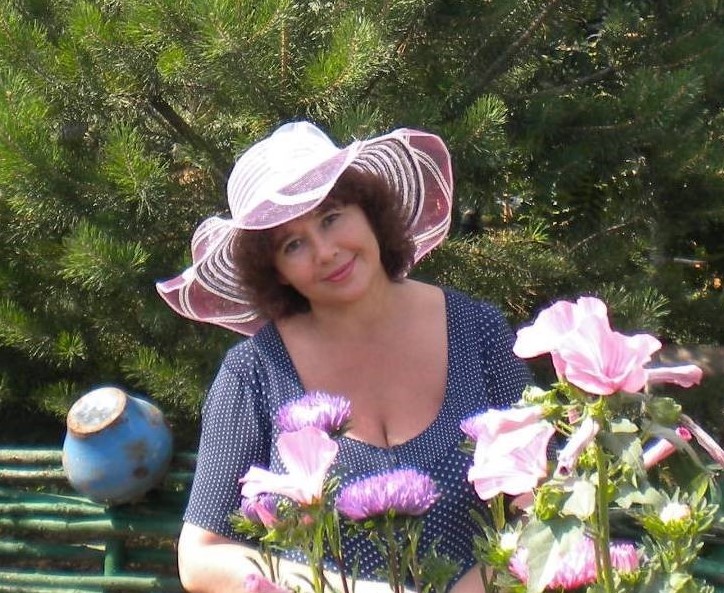 Елена Ватолина