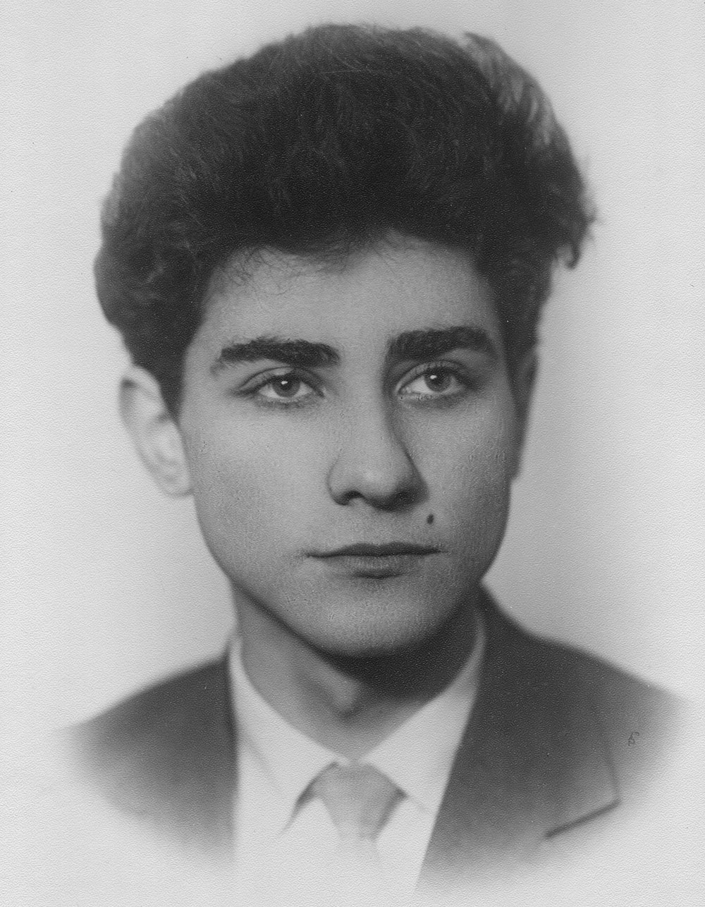 Владимир Ларюков