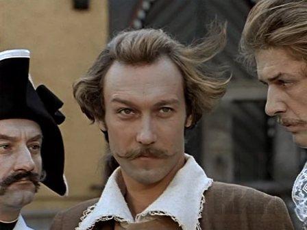 Сейчас я улечу, и мы вряд ли увидимся. Но когда я вернусь, в следующий раз, вас уже не будет. Дело в том, что время на небе и на земле летит неодинаково: там — мгновения, тут — века.