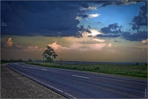 название название