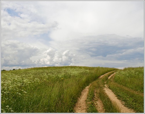 название название