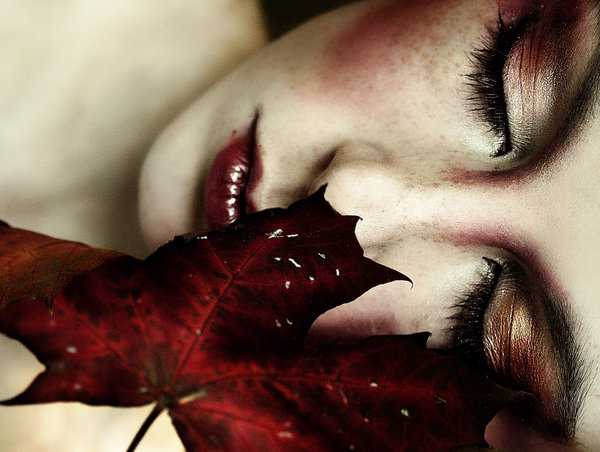 название название