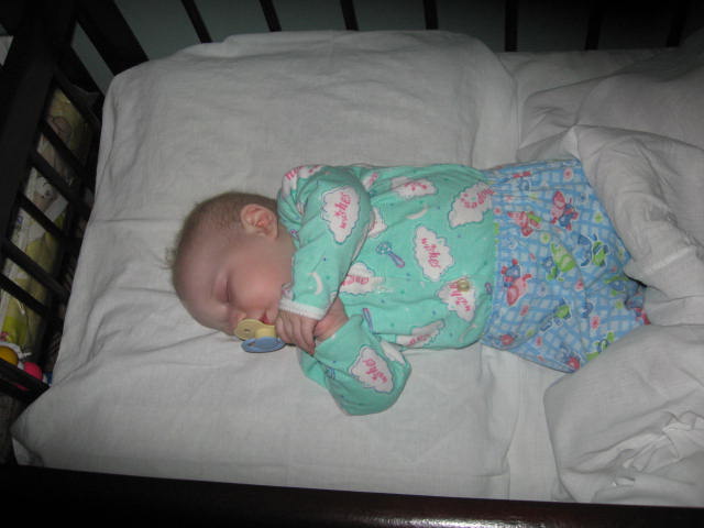 одежда для младенцев в Москве