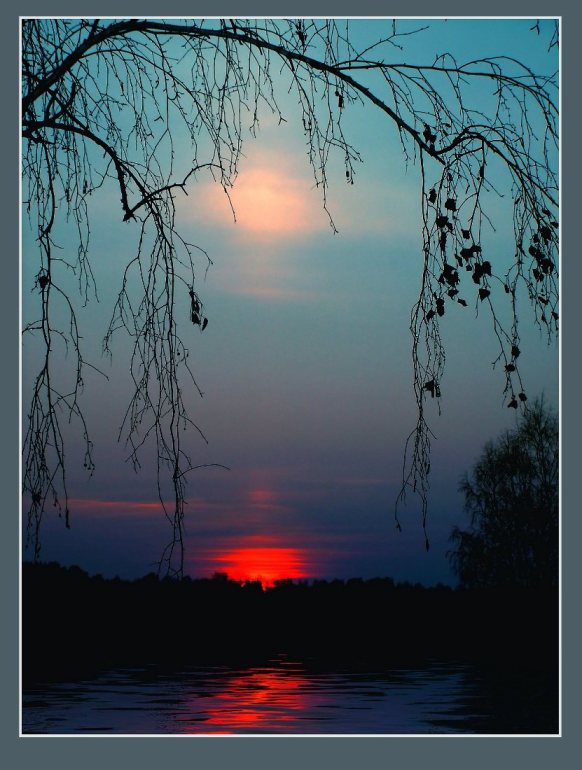 http://www.stihi.ru/pics/2011/08/30/2022.jpg