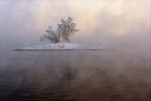 название название