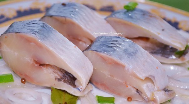 Как посолить селедку в домашних условиях кусочками