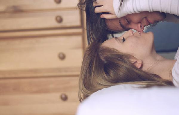 Что у тебя случилось с шей Что у тебя случилось с шей