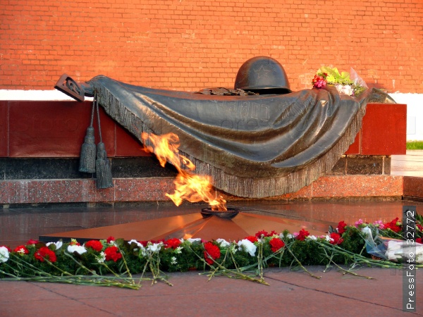 Памятник неизвестному солдату своими руками Памятник неизвестному солдату своими руками