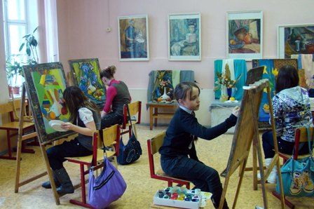 С чем ходить в художественную школу ребенку С чем ходить в художественную школу ребенку