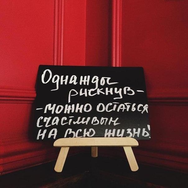 Любовь не существует стих Любовь не существует стих