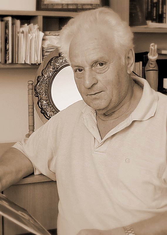 Григорий Гаш