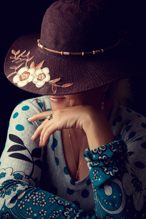 �������