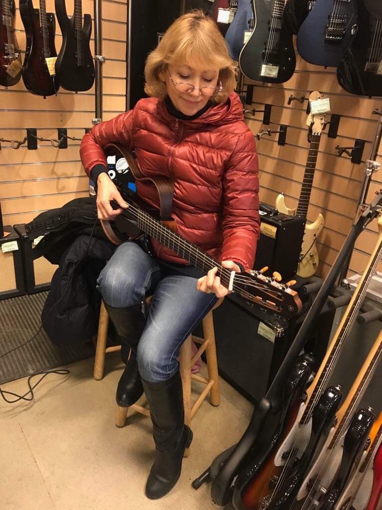 ����� ���