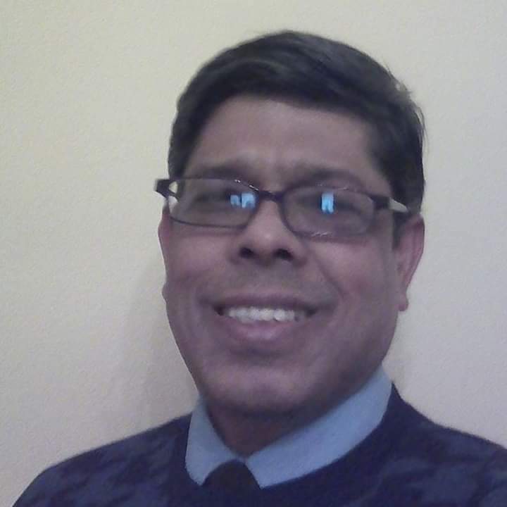 ����� ����