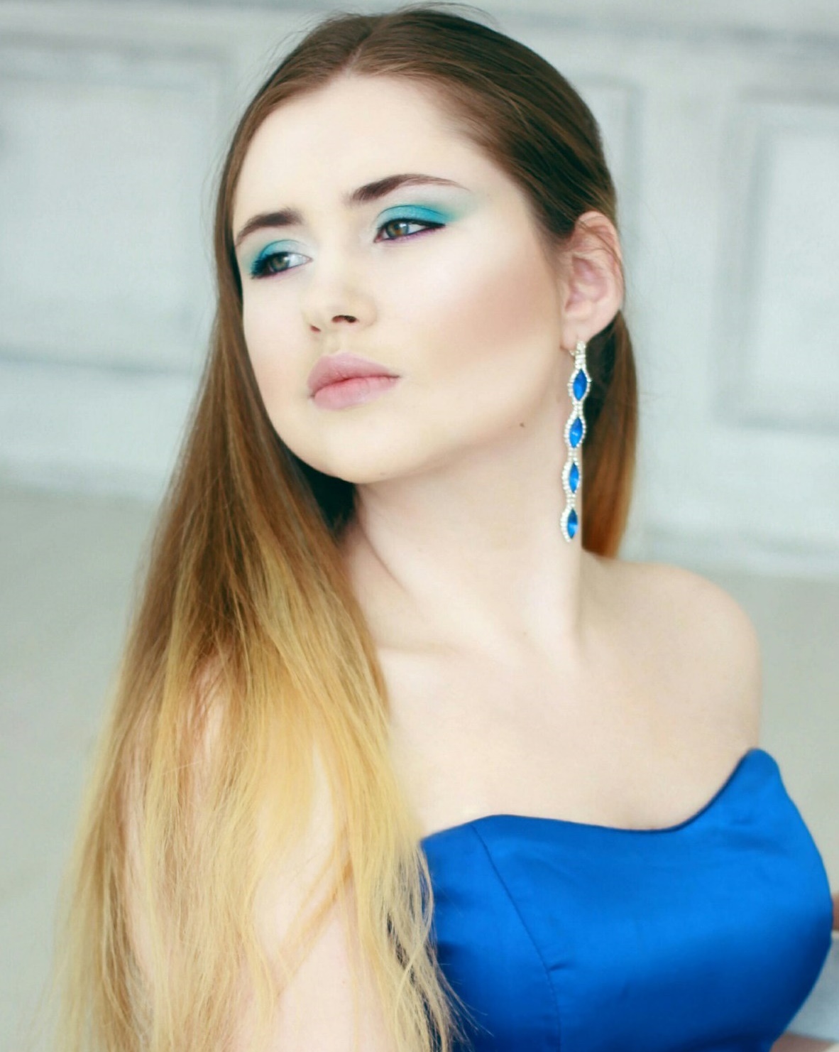 ���� ����