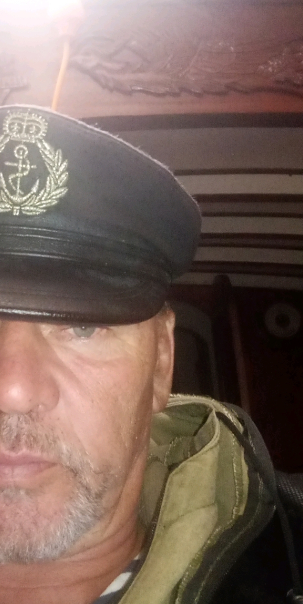 Александр Кандараков