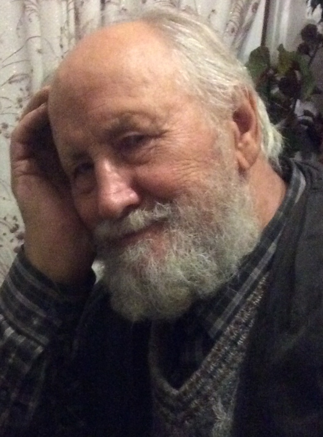 Не атеист и не фанатик божий... (Вольт Яковлев) / Стихи.ру