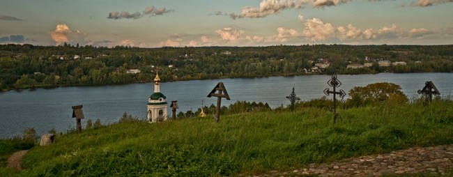 У погоста