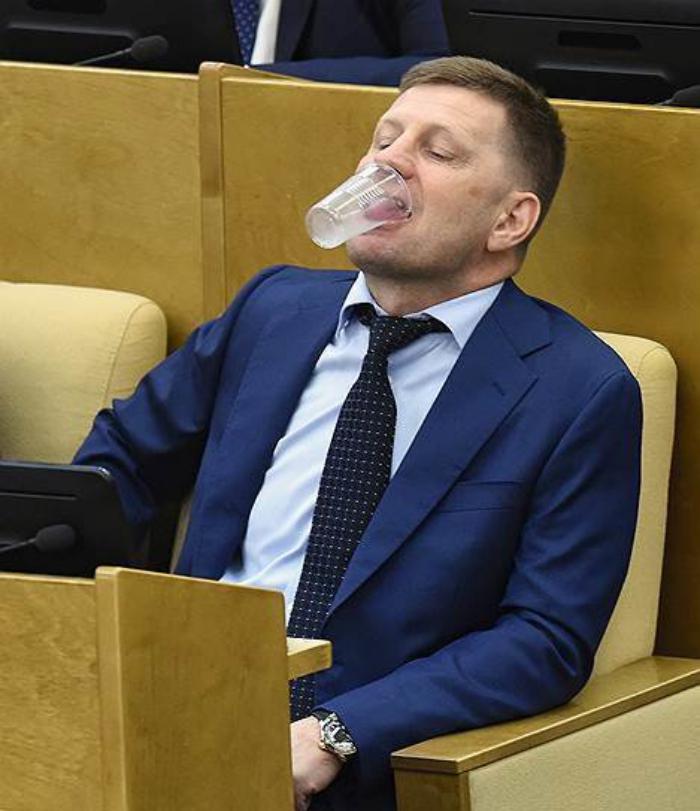 Прикольные картинки про госслужащих