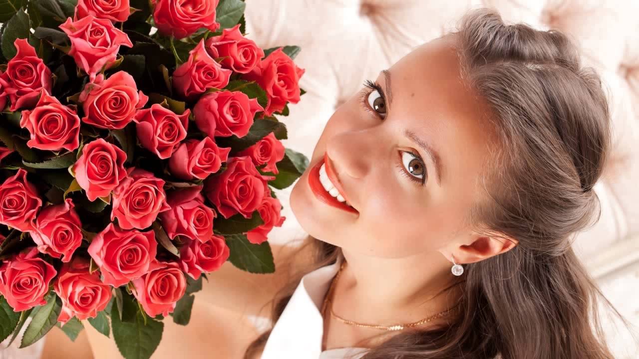 Открытка в одноклассники красивой женщине